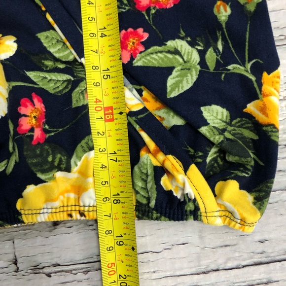 Streetwear Society Black Floral Blouse 1/2 Sleeve Size M - Picture 5 of 6